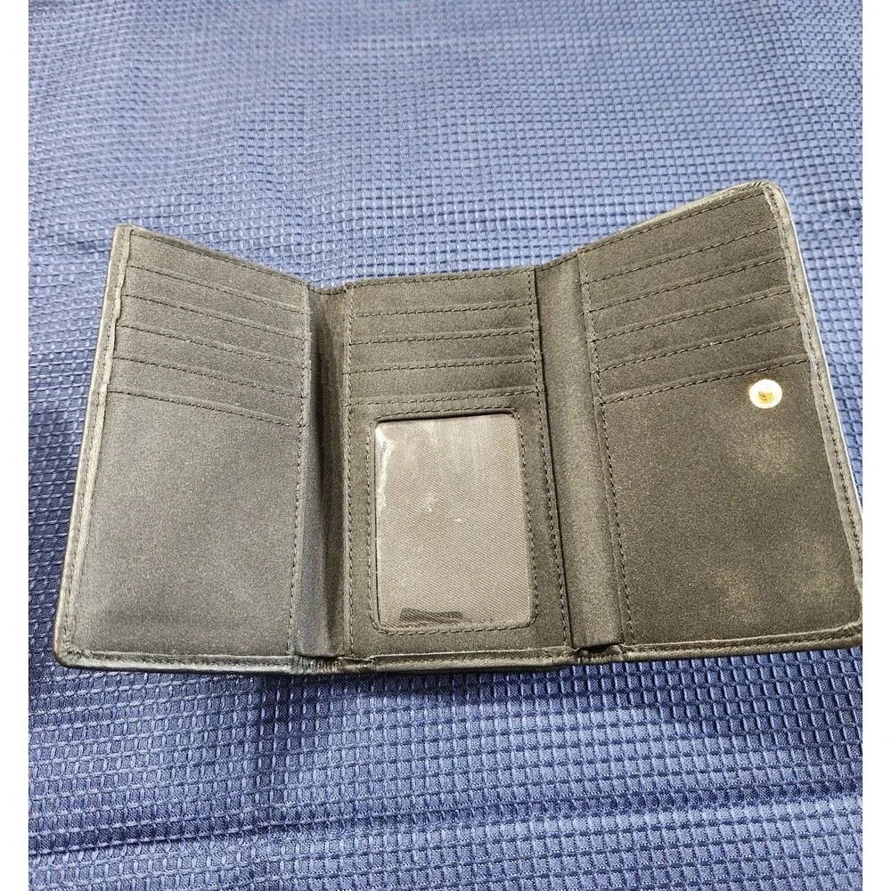 Bass Classic Black Leather Wallet